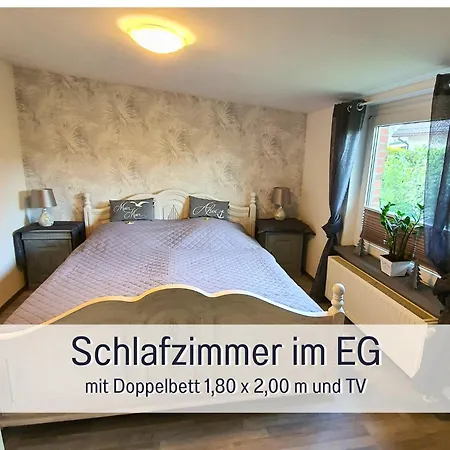 Odisheim - Hunde Willkommen, Nicht Nur Geduldet - Hoher Zaun - Terrasse - Infrarotkabine - Familienfreundlich בית נופש